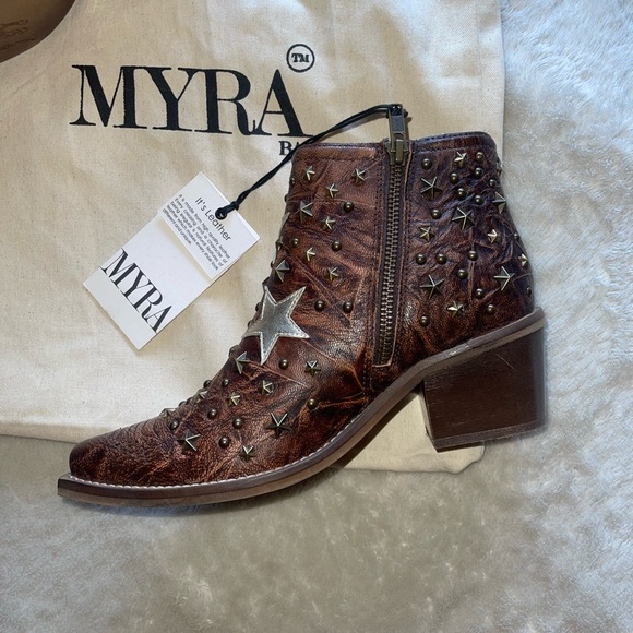 NWT Myra bag snip toe booties - Picture 4 of 6